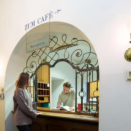 Altstadthotel Eck 利恩茨